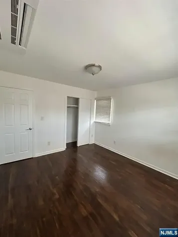 615 Chase Avenue Lyndhurst NJ 07071