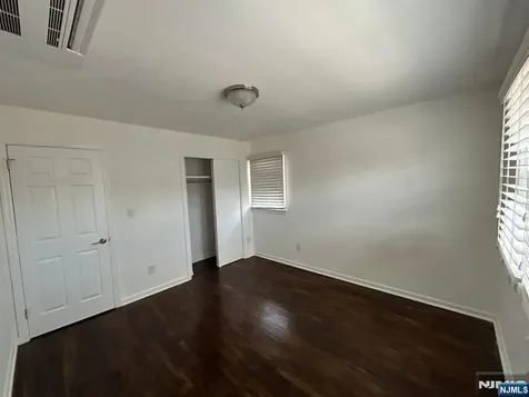 615 Chase Avenue Lyndhurst NJ 07071