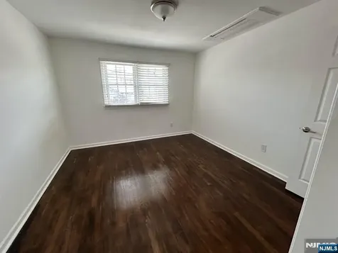 615 Chase Avenue Lyndhurst NJ 07071