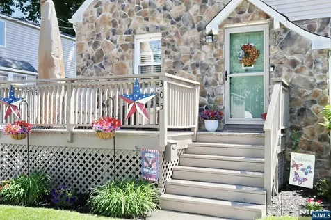 305 Depew Street Dumont NJ 07628