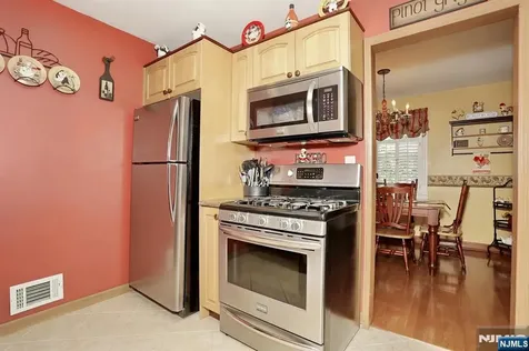 305 Depew Street Dumont NJ 07628
