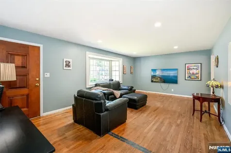 559 Herrmann Avenue River Vale NJ 07675