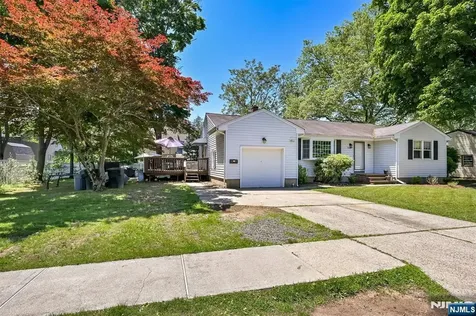 559 Herrmann Avenue River Vale NJ 07675