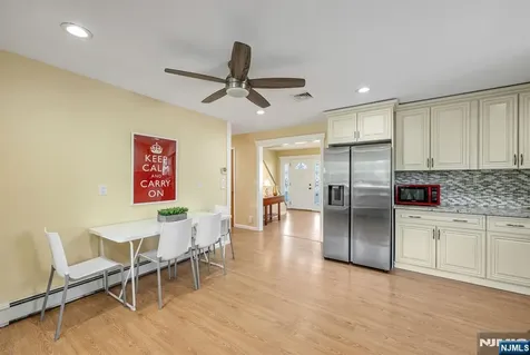 20 Riverview Circle Little Falls NJ 07424