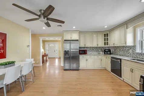 20 Riverview Circle Little Falls NJ 07424