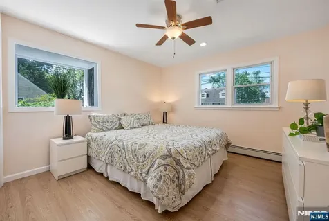 20 Riverview Circle Little Falls NJ 07424