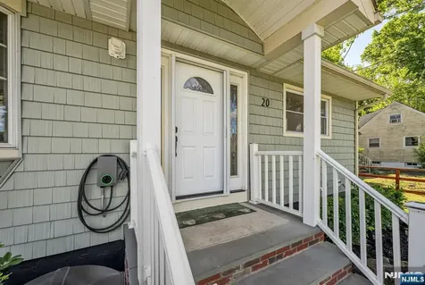 20 Riverview Circle Little Falls NJ 07424