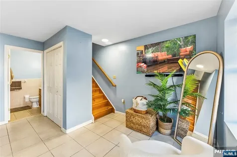 56 Vincent Street Newark NJ 07105