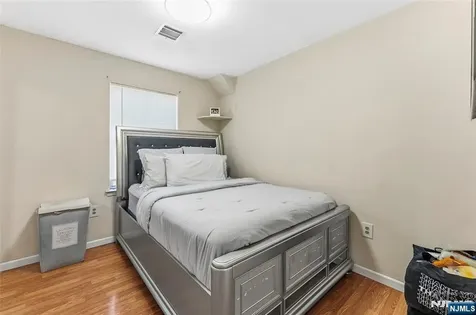 56 Vincent Street Newark NJ 07105