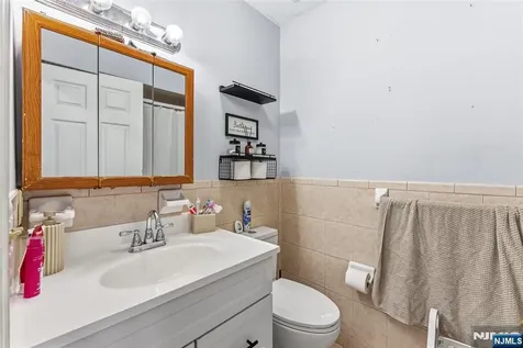 56 Vincent Street Newark NJ 07105