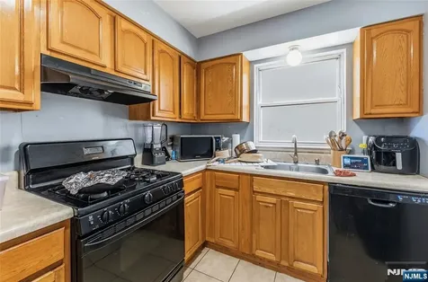 56 Vincent Street Newark NJ 07105