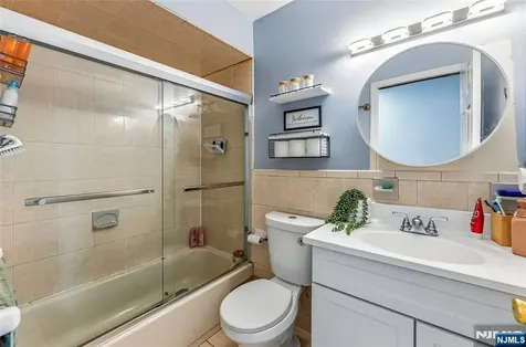56 Vincent Street Newark NJ 07105