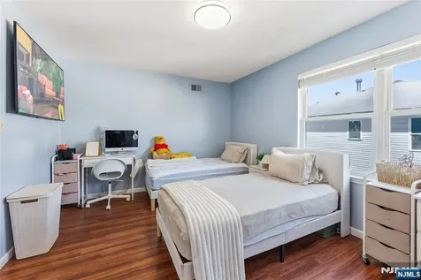 56 Vincent Street Newark NJ 07105