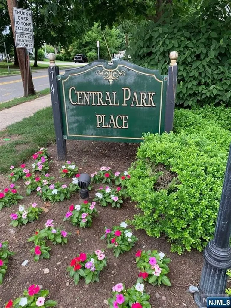 305 Central Park Place Ramsey NJ 07446