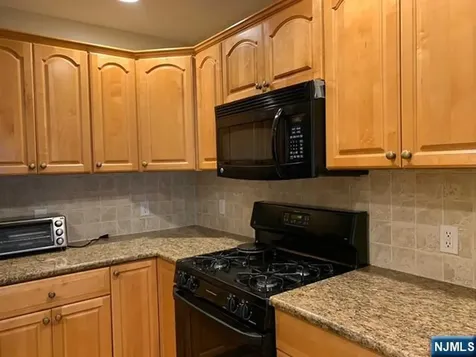 305 Central Park Place Ramsey NJ 07446