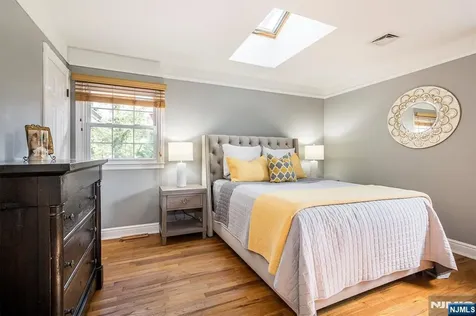 14 Clifford Drive Park Ridge NJ 07656