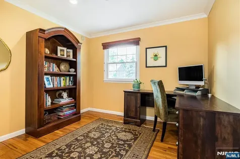 14 Clifford Drive Park Ridge NJ 07656