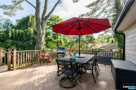 14 Clifford Drive Park Ridge NJ 07656