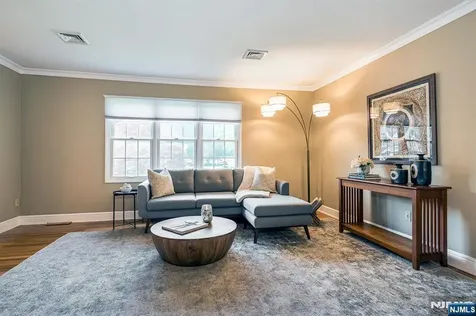 14 Clifford Drive Park Ridge NJ 07656