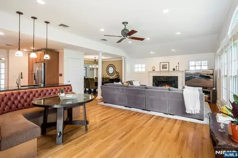 14 Clifford Drive Park Ridge NJ 07656