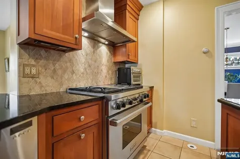 120 Buckingham Road Montclair NJ 07043