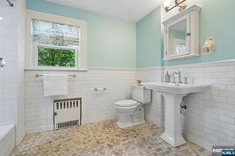 120 Buckingham Road Montclair NJ 07043