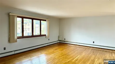 844 Elizabeth Street Ridgefield NJ 07657