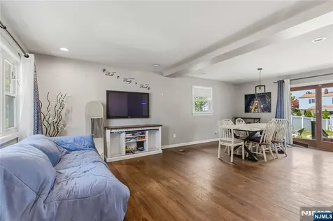 60 Melody Hill Road Clifton NJ 07013