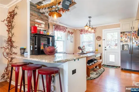 41 Frederick Avenue Hawthorne NJ 07506