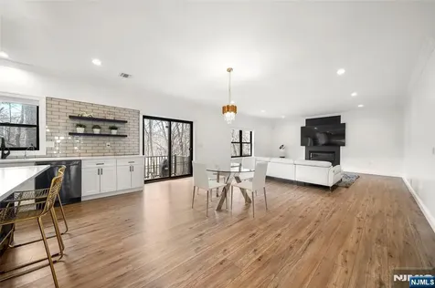 129 Rivervale Road River Vale NJ 07675