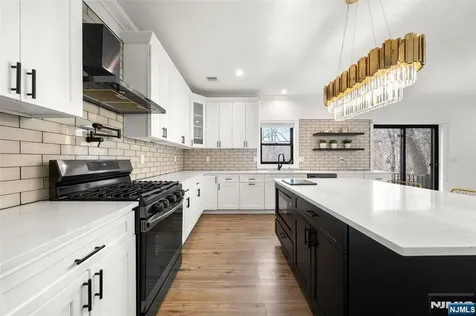 129 Rivervale Road River Vale NJ 07675