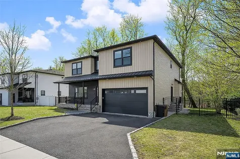 129 Rivervale Road River Vale NJ 07675