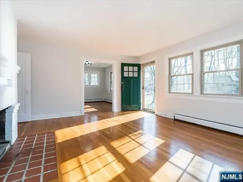 81A Alexander Avenue Montclair NJ 07043