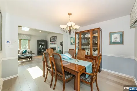 22 Woodbine Trail Par-troy Hills Twp. NJ 07054