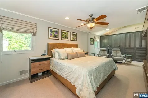22 Woodbine Trail Par-troy Hills Twp. NJ 07054