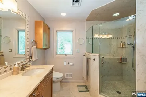 22 Woodbine Trail Par-troy Hills Twp. NJ 07054