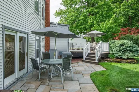 22 Woodbine Trail Par-troy Hills Twp. NJ 07054