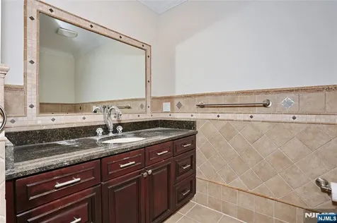 65 Ross Avenue Demarest NJ 07627