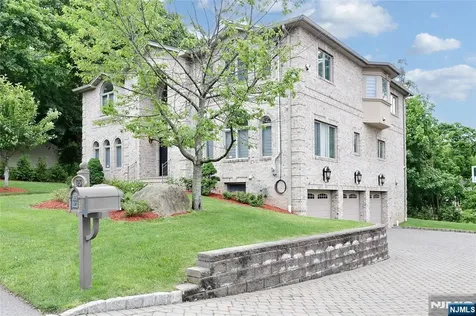 65 Ross Avenue Demarest NJ 07627