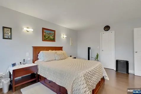 200 Winston Drive Cliffside Park NJ 07010