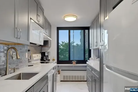 200 Winston Drive Cliffside Park NJ 07010