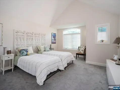 6 Westminster Way Pomona NY 10970