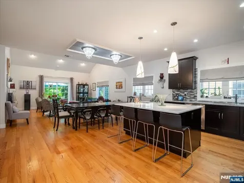 6 Westminster Way Pomona NY 10970