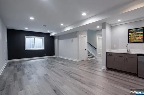 199 9th Street Cresskill NJ 07626