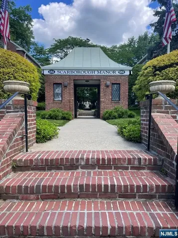 151 E Palisade Avenue Englewood NJ 07631