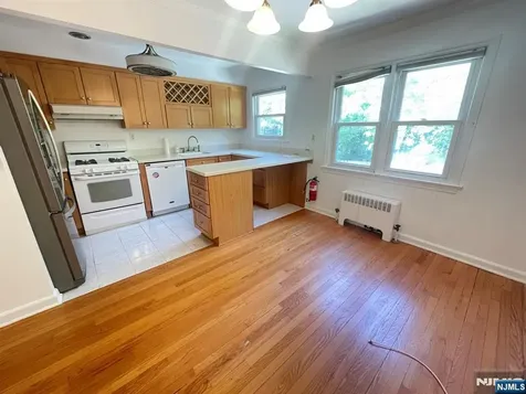 151 E Palisade Avenue Englewood NJ 07631