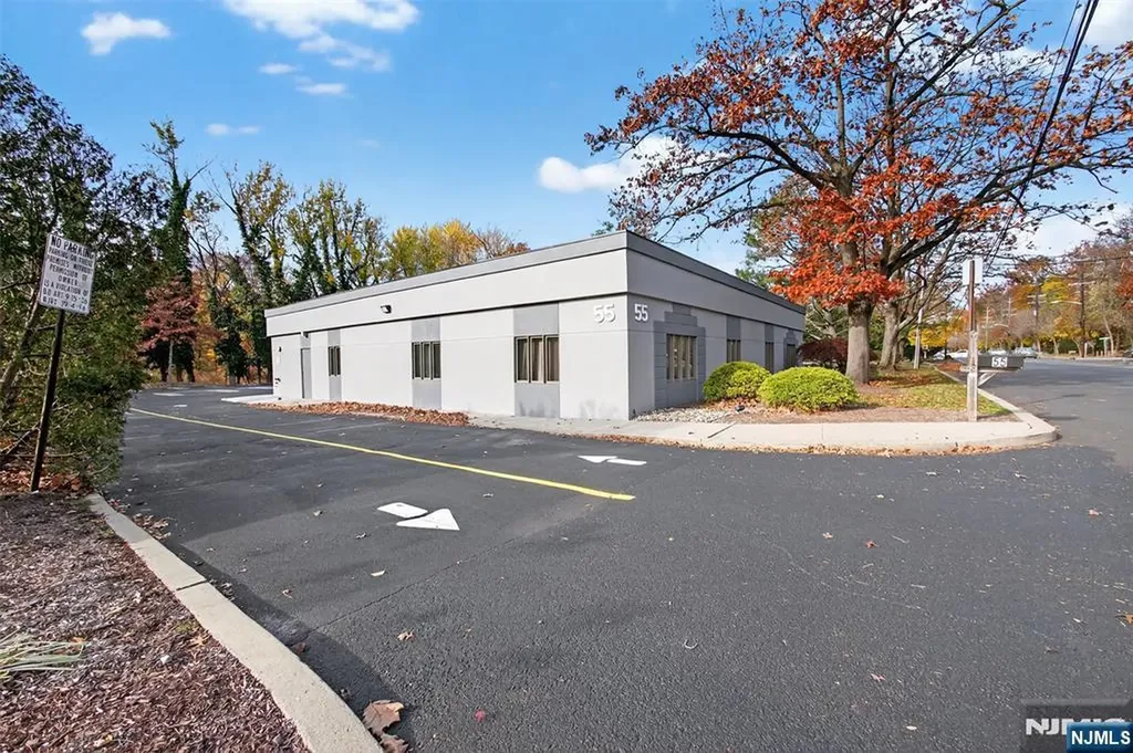 55 Paramus Paramus NJ 07652