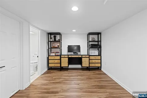 502 Closter Dock Road Closter NJ 07624