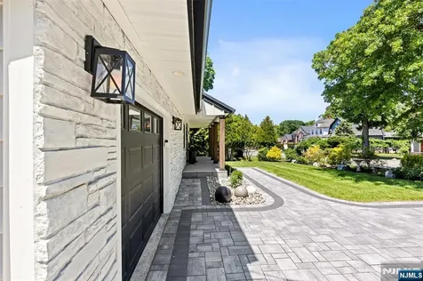 502 Closter Dock Road Closter NJ 07624