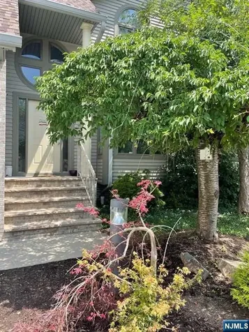 108 Aspen Court Norwood NJ 07648